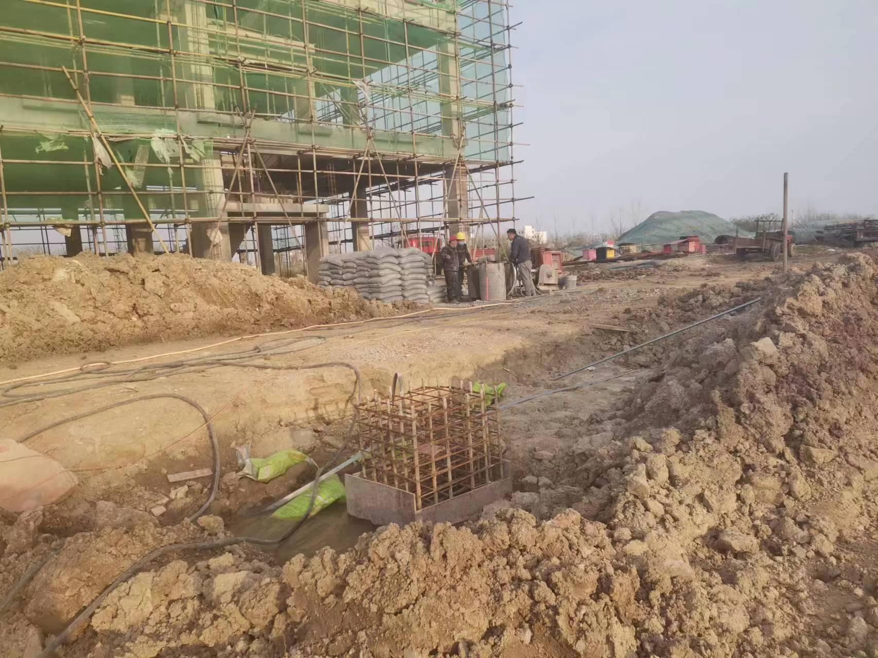 濠江当桥梁出现裂缝的时候应该及时加固修补